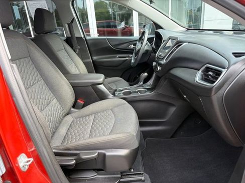 Certified 2020 Chevrolet Equinox LT w/ Driver Convenience Package AWD/4WD image 18