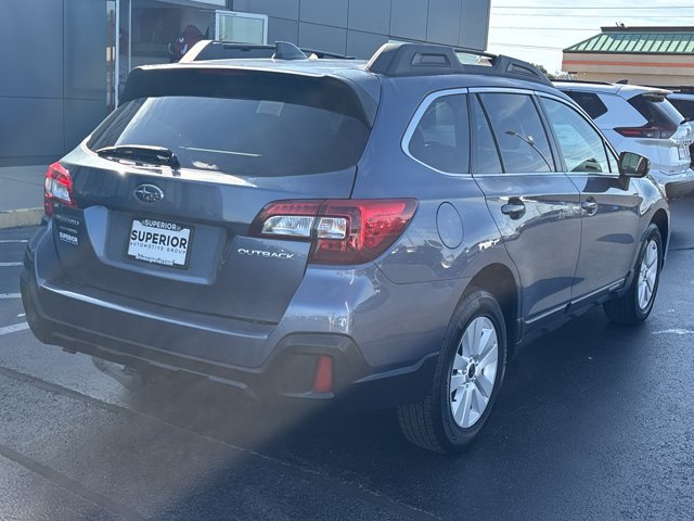 Used 2018 Subaru Outback 2.5i Premium AWD/4WD image 3