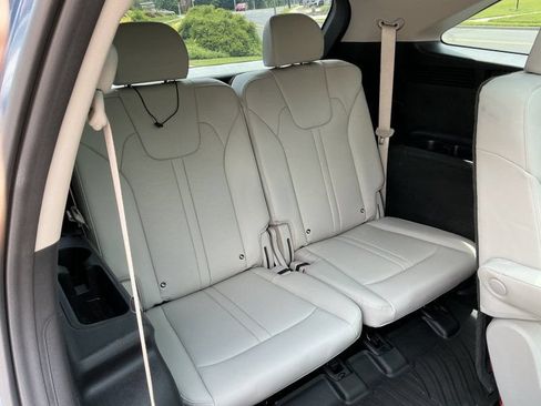 Used 2025 Kia Sorento EX w/ EX Panoramic Sunroof Package AWD/4WD image 16