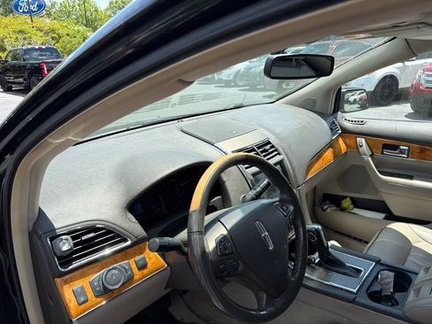 Used 2012 Lincoln MKX AWD image 6