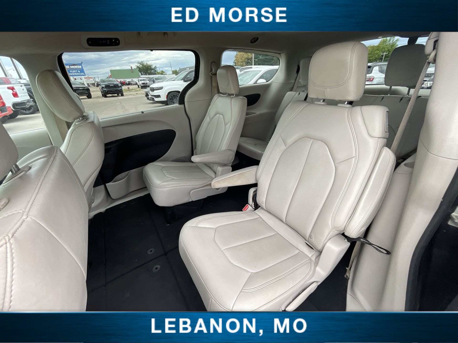 Used 2021 Chrysler Voyager Lxi FWD image 22
