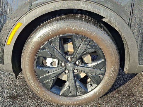 Used 2023 Kia Sportage X-Line w/ X-Line Premium Package image 9