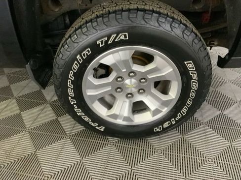 Used 2018 Chevrolet Silverado 1500 LTZ Z71 image 12