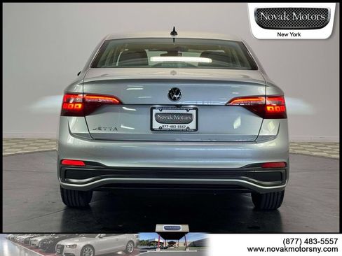 Used 2022 Volkswagen Jetta S FWD image 6