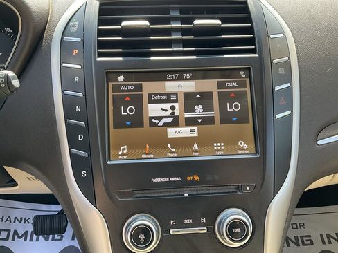 Used 2019 Lincoln MKC Reserve FWD image 20