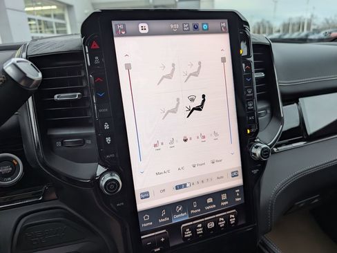 New 2026 RAM 3500 Limited image 24