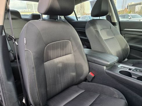 Used 2019 Nissan Altima 2.5 SV image 11