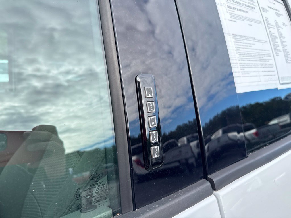 Used 2018 Ford F150 XLT AWD/4WD image 37