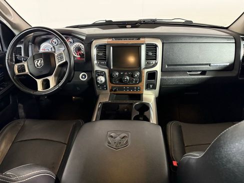 Used 2015 RAM 1500 Laramie w/ Convenience Group image 18