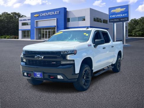 Certified 2021 Chevrolet Silverado 1500 LT Trail Boss w/ Convenience Package II AWD/4WD image 2