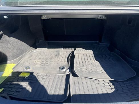 Used 2024 Toyota Camry SE image 16