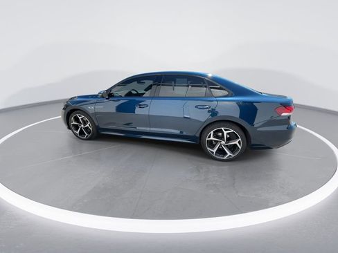 Used 2021 Volkswagen Passat 2.0T R-Line FWD image 5
