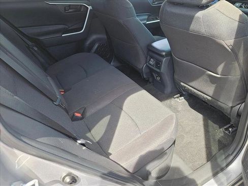 Used 2025 Toyota RAV4 LE AWD/4WD image 17