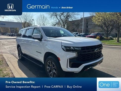 Used 2024 Chevrolet Suburban Z71 w/ Luxury Package AWD/4WD image 11