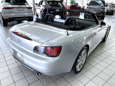 Used 2002 Honda S2000 image 7