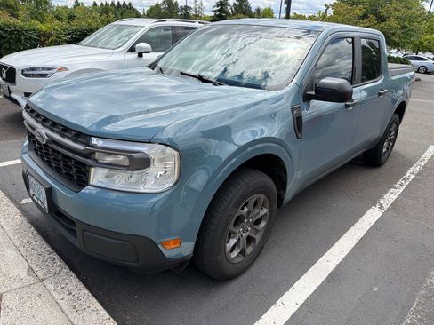 Used 2023 Ford Maverick XLT FWD image 1