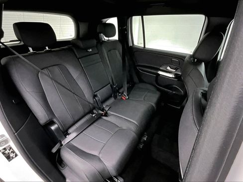 Used 2026 Mercedes-Benz GLB 250 image 16