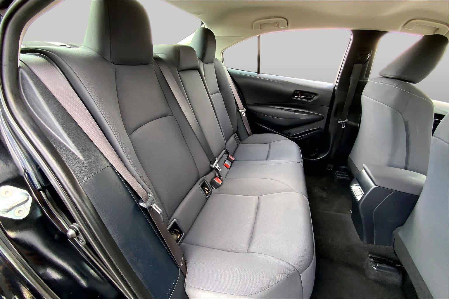 Used 2024 Toyota Corolla LE FWD image 19