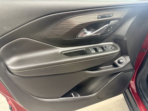 Used 2019 GMC Terrain SLT w/ Preferred Package AWD/4WD image 18