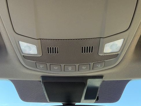 Used 2022 Ford F350 XL w/ Power Equipment Group RWD image 15