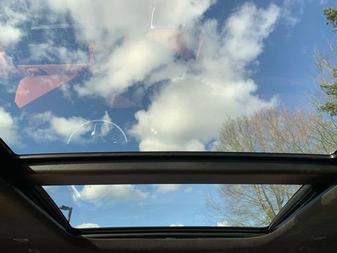 Used 2021 Chrysler Pacifica Pinnacle image 13