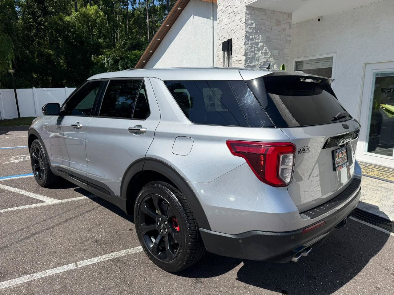 Used 2022 Ford Explorer ST w/ Equipment Group 401A AWD/4WD image 11