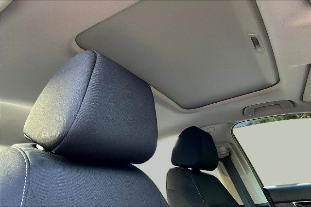 Certified 2023 Honda Civic EX image 29