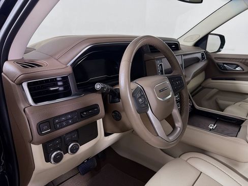 Used 2022 GMC Yukon Denali AWD/4WD image 10