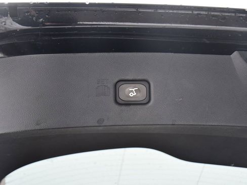 Used 2022 Lincoln Nautilus Reserve image 20