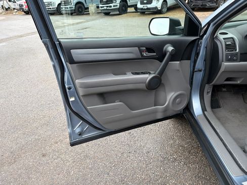Used 2011 Honda CR-V EX image 23