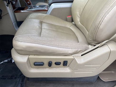 Used 2010 Ford F150 Lariat image 22