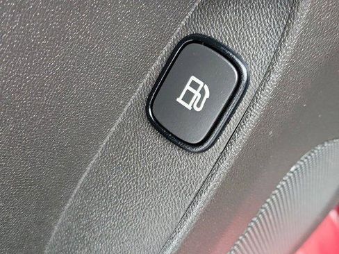 Used 2017 Chevrolet Volt LT w/ Comfort Package image 15