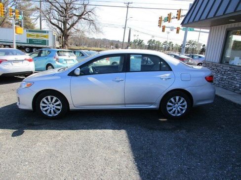 Used 2012 Toyota Corolla LE image 5
