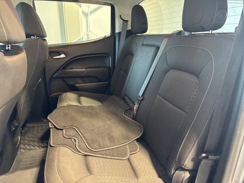 Used 2020 GMC Canyon SLE w/ Elevation Edition AWD/4WD image 17