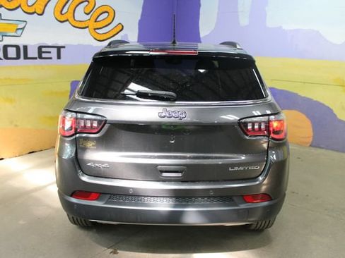 Used 2023 Jeep Compass Limited w/ Sun and Sound Group AWD/4WD image 7