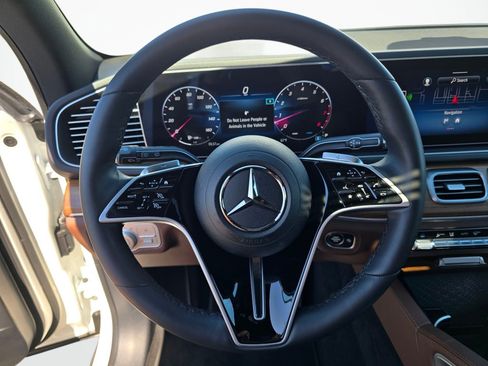 Used 2024 Mercedes-Benz GLE 350 4MATIC image 14