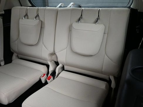 Used 2023 Lexus GX 460 Premium w/ Accessory Package AWD/4WD image 21