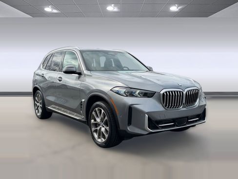 Used 2024 BMW X5 sDrive40i image 7