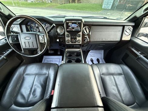 Used 2014 Ford F250 Platinum w/ Snow Plow Prep Package AWD/4WD image 27