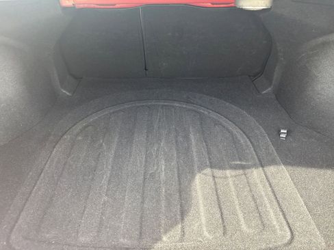 Used 2025 Hyundai Elantra Limited FWD image 30