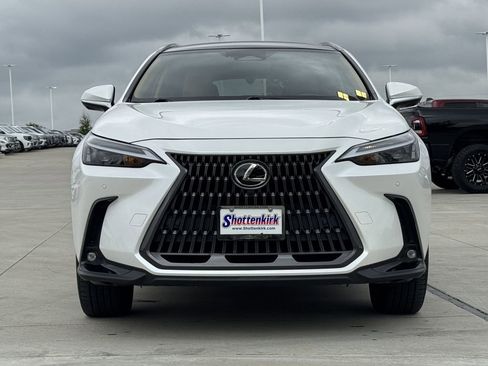 Used 2022 Lexus NX 350 AWD w/ Vision Package image 7