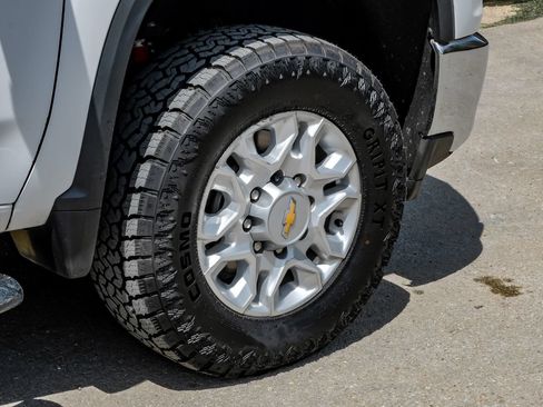 Used 2022 Chevrolet Silverado 2500 LT w/ Convenience Package AWD/4WD image 50