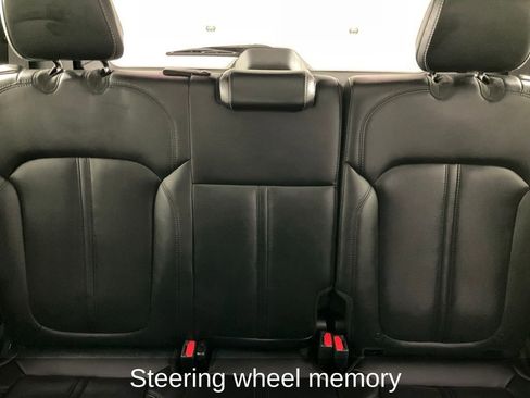 Used 2022 Jeep Wagoneer Series II w/ Premium Group I image 15