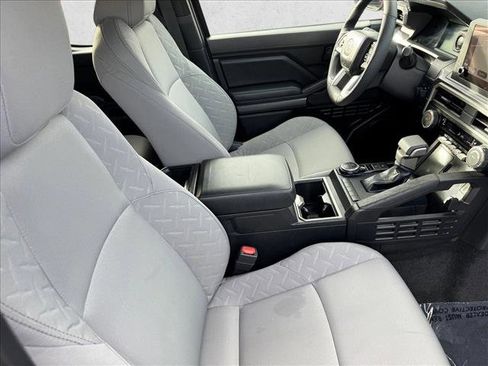 Certified 2025 Toyota Tacoma SR5 image 19