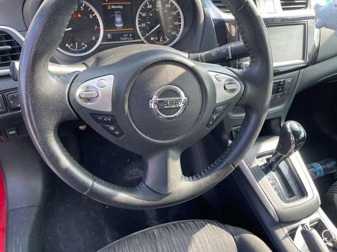 Used 2019 Nissan Sentra SV FWD image 7