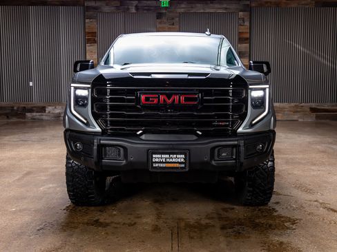 Used 2023 GMC Sierra 1500 AT4X AWD/4WD image 2