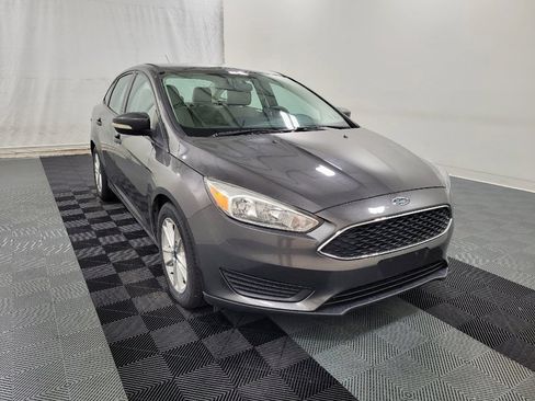 Used 2016 Ford Focus SE FWD image 13