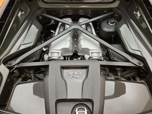 Used 2021 Audi R8 V10 image 19