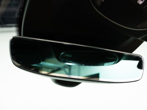 Certified 2023 Ferrari Portofino M RWD image 97