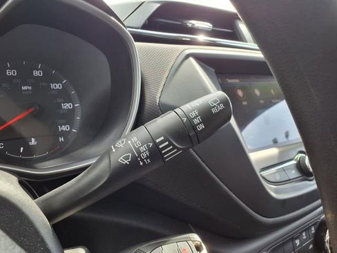 Used 2021 Chevrolet TrailBlazer LS FWD image 25